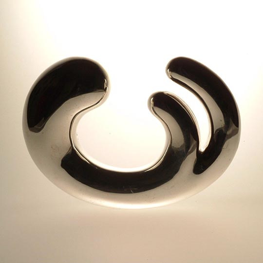 Simon Muscat - Hollow cast bracelet